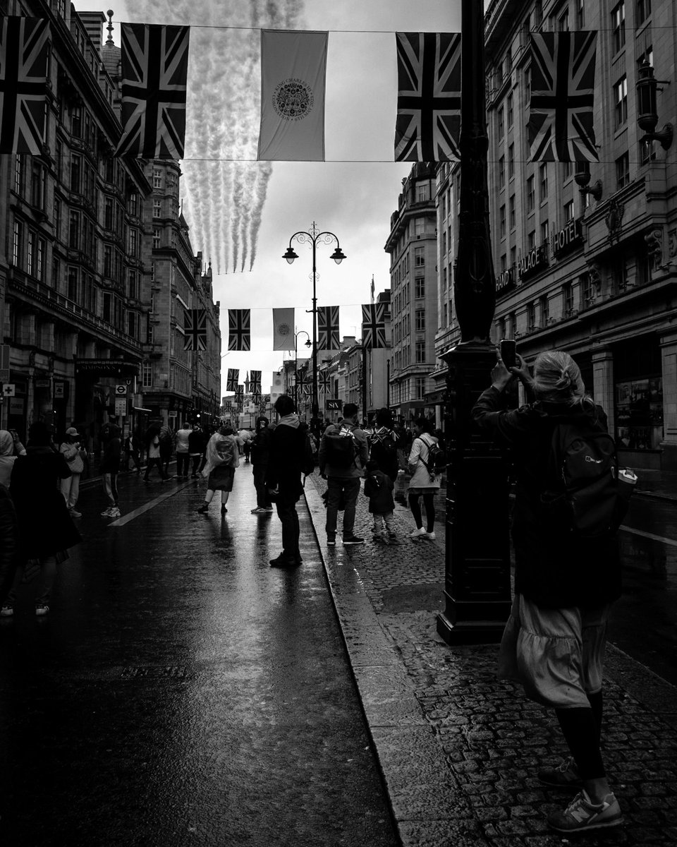 fat_is_here's tweet photo. London 2023

#london #londonstreetphotography
#streetphotography #blackandwhite #blackandwhitephotography #blackandwhitephoto #fineart #fineartstreetphotography https://t.co/DPRYW6slXL