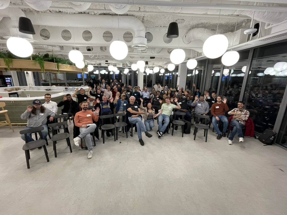 oicheryl's tweet photo. #CloudNativeLon is happening now!
Thanks to
Venue: @PaloAltoNtwks
Sponsors: @styrainc @doitint @sysdig
Speakers: @permit_io @NirmataCloud @thekubeshop https://t.co/CfDBN2770H