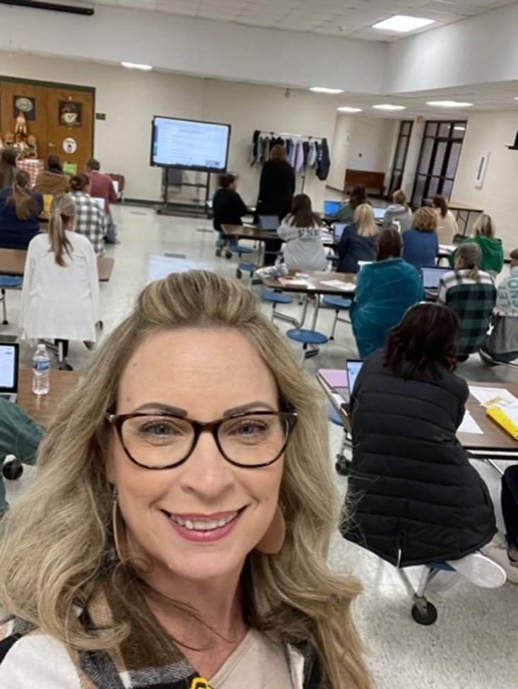 @Edulastic training this morning at at French Settlement Elementary. It's a GREAT Day to be a Lion! 💛🦁💚 #PDDay #LPPS #TechTraining @A_Robinson_MEd  @Livingston_PPS @tech_parish @LPPS_EdTech