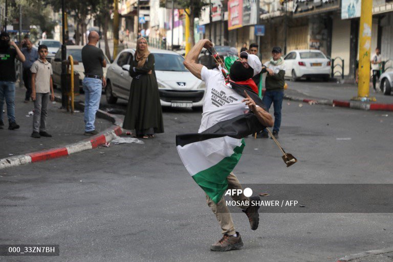 mosab.shawer tweet media