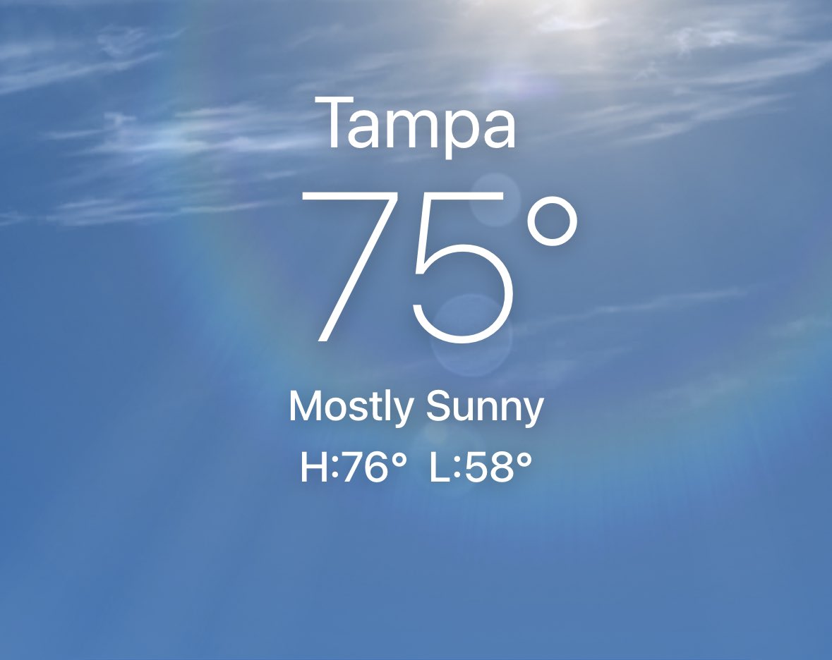It had to be the awesome weather in Tampa today ✔️😎 that pushed me through my run 🏃‍♂️ ! 

. . . 
#tampa #windy 🌬️ #running #everydayrunner #whoop #getoutside #tampariverwalk #training #business #humpday