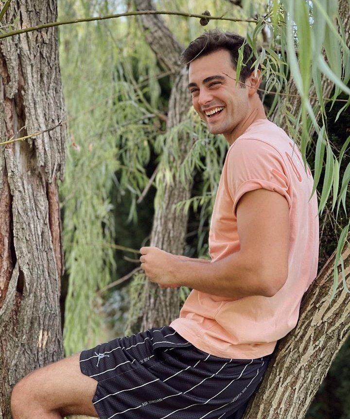 bestofbyigit's tweet photo. #YiğitKoçak 'ın instagram post paylaşımı. https://t.co/NMFA3y68Sb