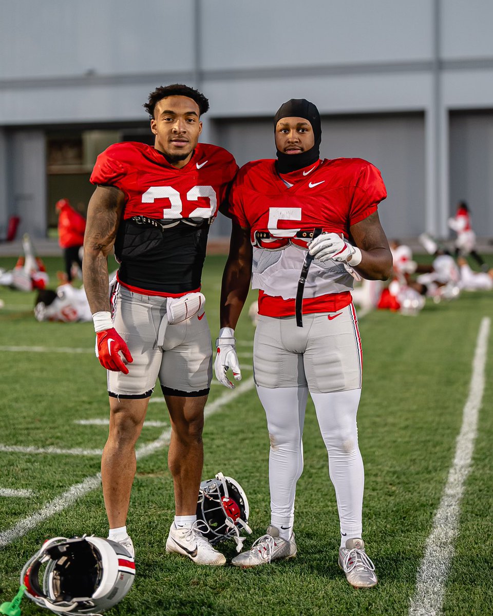 OhioStateFB's tweet image. 🚨 𝗕𝗹𝗮𝗰𝗸 𝗦𝘁𝗿𝗶𝗽𝗲 𝗔𝗹𝗲𝗿𝘁 🚨
 
Welcome the newest member of Tote Nation, @x_trell4 🌰