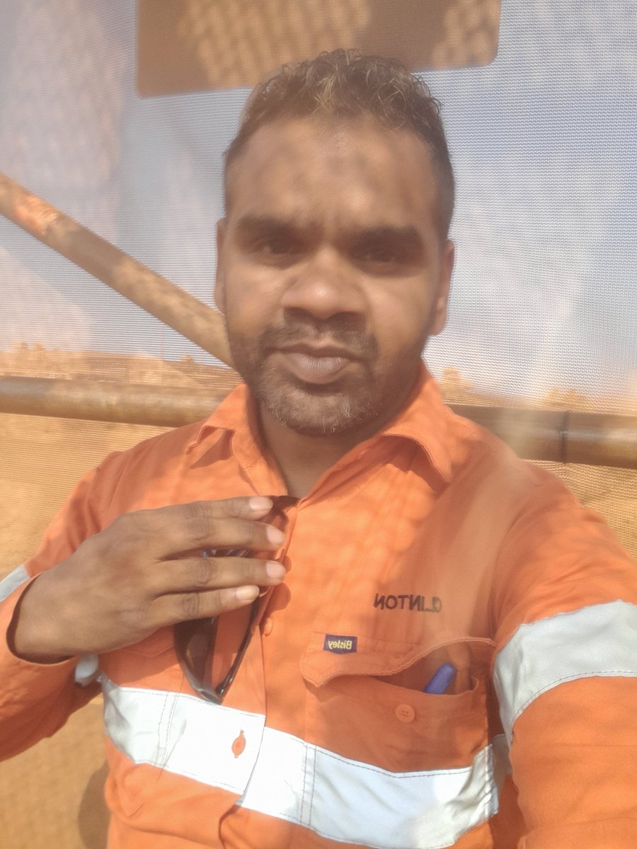 7SpiritWalker7's tweet photo. Enjoying my day at work today.!!! https://t.co/QaZ0rFx6oS