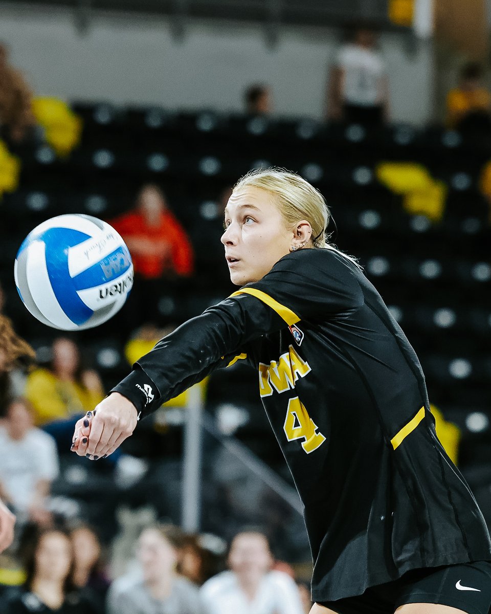 Iowa Volleyball tweet media