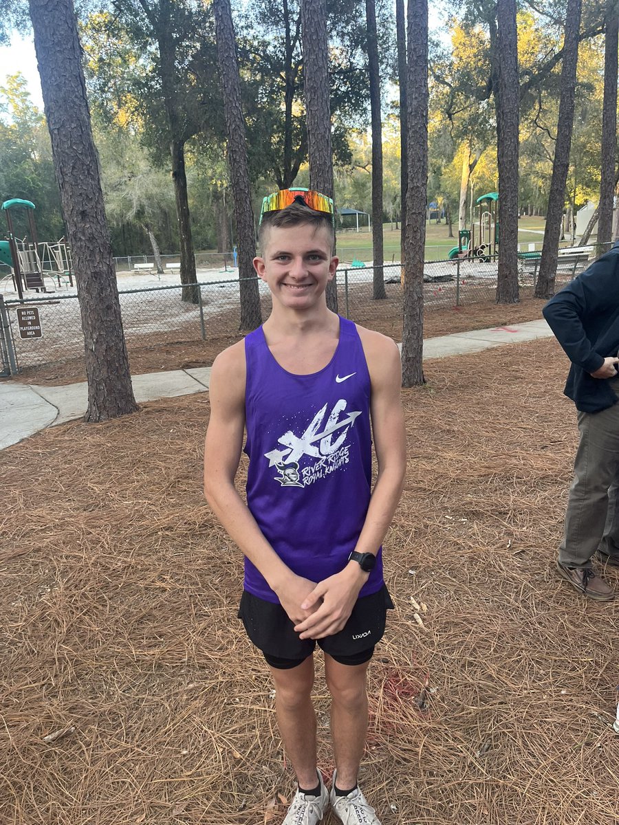 RRHSXCTEAM's tweet photo. Congratulations to Daniel Williams for crushing the freshman team record and running at 17:06 and finishing 9th overall! @rrhsknights @RRGirlsWts https://t.co/bT5RW4KlWl
