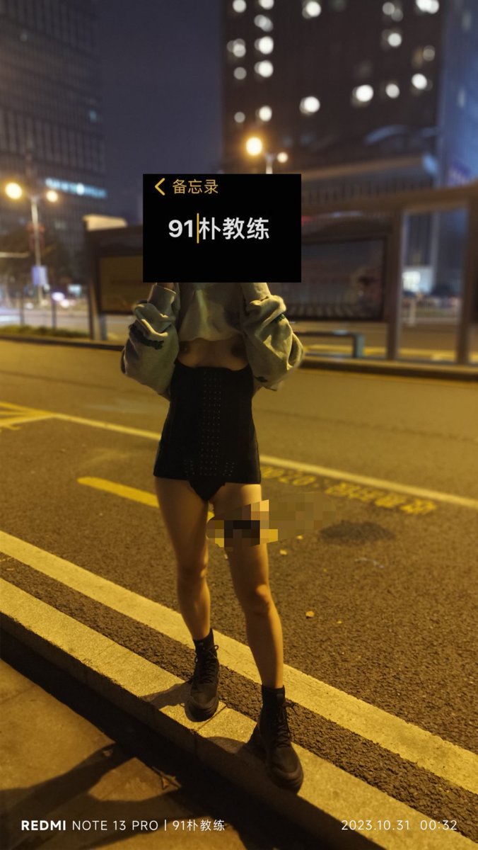 十月份的尾巴，在长沙湘江边的聚会活动！来自三个城市的夫妻和单女

1号嫂子才艺一字马 #武汉
2号人妻喜爱户外露出 #成都
3号考研女 喜爱女女贴贴 #广州

<a href="/91porn/">91PORN官方</a> 

帖子链接t0319.91p789.com/viewthread.php…

承蒙厚爱，不负遇见，感谢大家的信任 #淫妻 #露出 #性瘾 #绿帽 #绿奴 #母狗