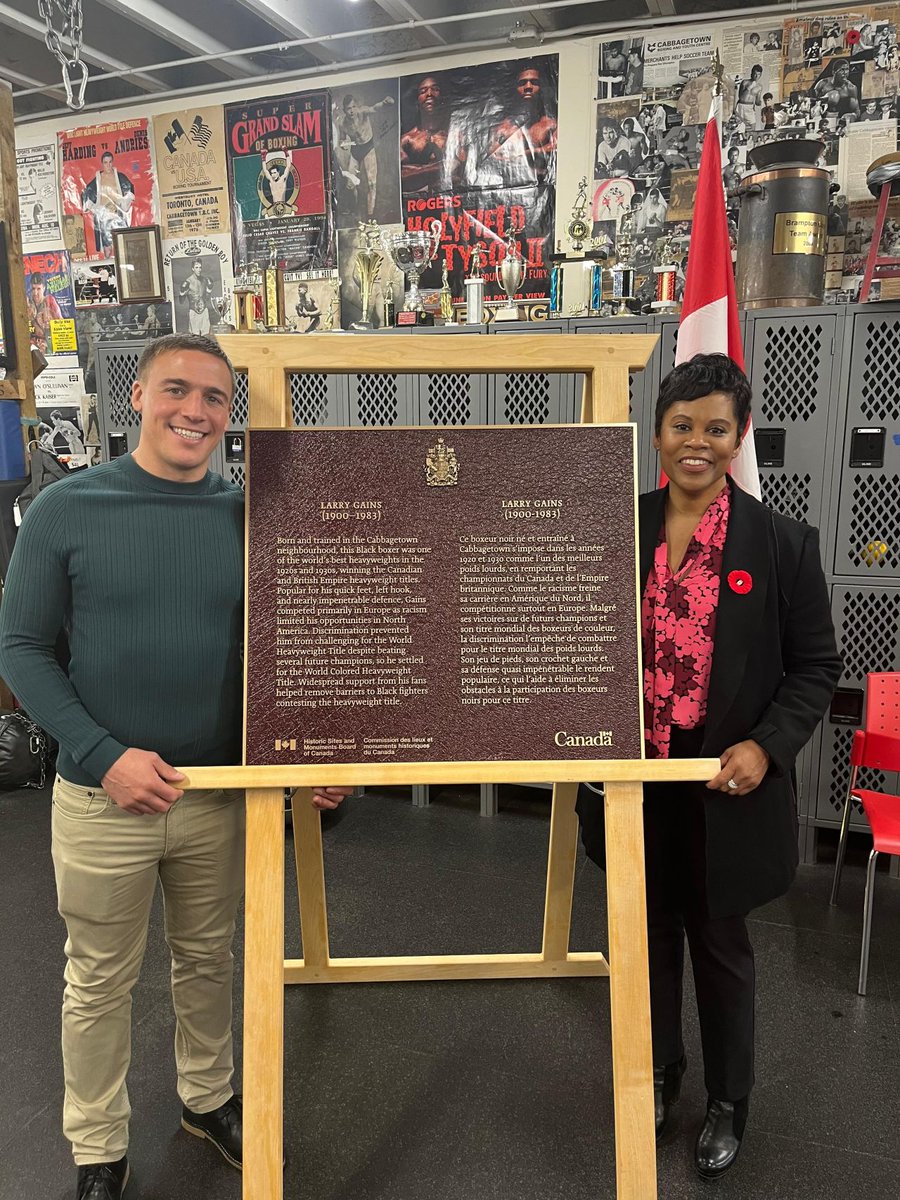 MarciIen's tweet photo. Despite being Canada’s national champion and a star in Europe in the 1920s and 30s - Larry Gains was never allowed to compete for top-level titles due to segregationist rules. Today at the Cabbagetown Boxing Club we unveiled a plaque in his honour. #BlackHistory  #TorCen #DYK https://t.co/J6nJbASVr3