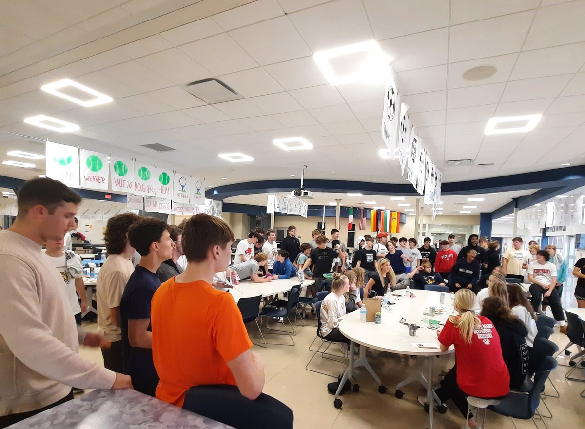 A big Bulldog thank you to Don and Courtney Johnson, parents of 
Don Johnson #41, for sponsoring our first playoff game dinner this season!!
We are super appreciative of your ongoing generosity!!
<a href="/OFfootball1/">OFfootball</a> <a href="/OFHSCheer/">OFHS Cheerleading</a>