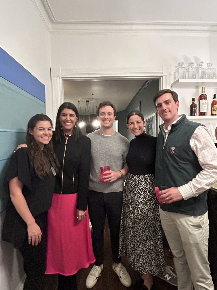 brookepintodc's tweet photo. Another great meet up with neighbors as we look to the future for Ward 2! I am so grateful for the great ideas, earnest questions, and enthusiasm to support our campaign for four more years! ☺️ https://t.co/yN01X0Lzgi