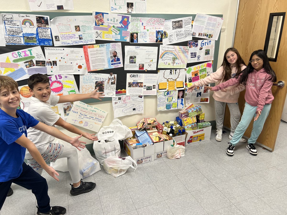 FifthGradeCWC's tweet image. Fifth graders are loving collecting donations for this year’s Thanksgiving Food Drive!! Get your donations in by Nov 6th 🦃