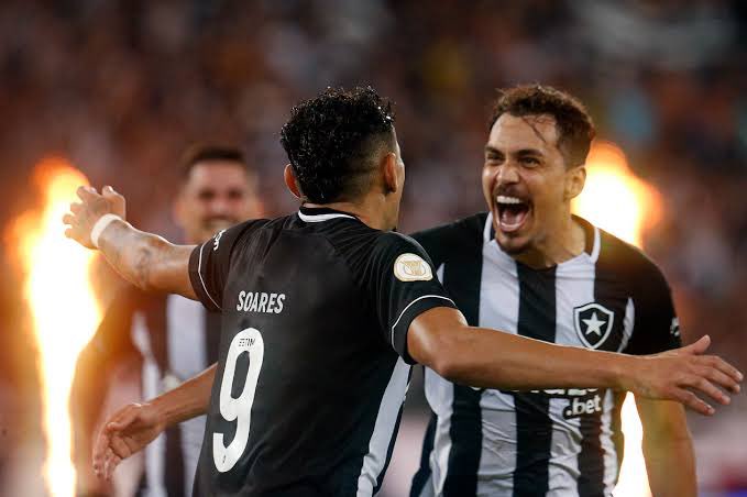 MeuBotafogo's tweet photo. GOOOOOOOOOOOOOOOOOOOOOOOOOOOOOOOOOOOOOOOOOOOOOOOOL DO BOTAFOGO!

EDUARDO É O NOME DA EMOÇÃO!

🔥🔥🔥🔥🔥 https://t.co/AMT20LGDzh