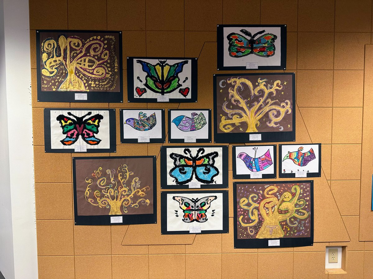 Laura Streeter (@hodgeroadart) on Twitter photo Check out our student’s amazing art at Crossroad I during the month of November! 🌳🕊️🦋 <a href="/HodgeRoadES/">HodgeRoadElementary</a> Check out our student’s amazing art at Crossroad I during the month of November! 🌳🕊️🦋 <a href="/HodgeRoadES/">HodgeRoadElementary</a>