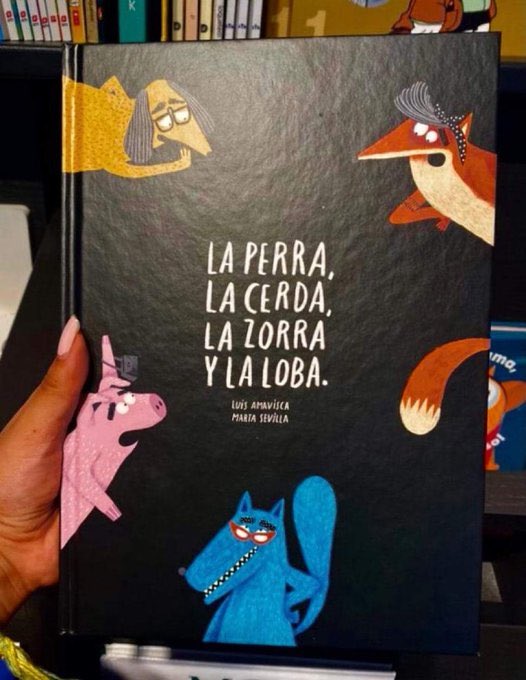 LolitaDixxon's tweet photo. jo que guay que hayan escrito un libro sobre mi grupo de amigas https://t.co/WGmFdKGNsd
