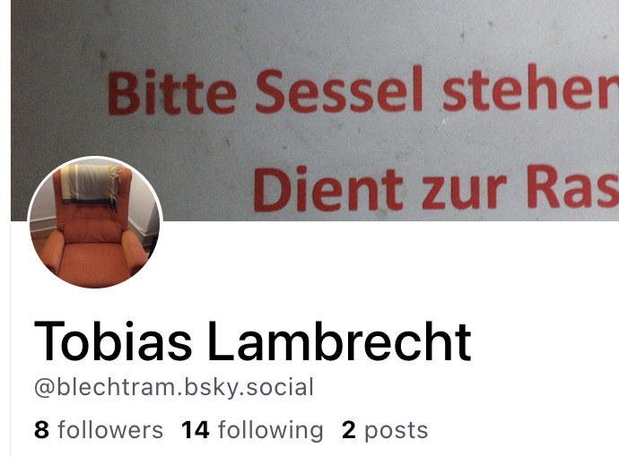 blechtram's tweet image. I'm at the other place now so please leave a message after the collapse