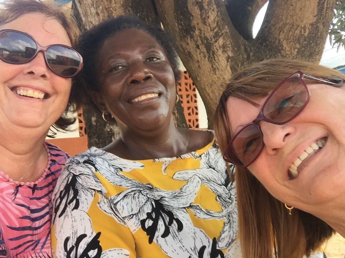 MandyHinxman's tweet photo. Just returned from working alongside Jui peninsula teachers in Sierra Leone 🇸🇱 Great teamwork with friends old and new. @JoeKaindoh @GlobalGoalsUN @KathleenGuthri4 
SDG’s partnership on areas of health, protect land and sea ❤️ https://t.co/A9F3kVA0Le