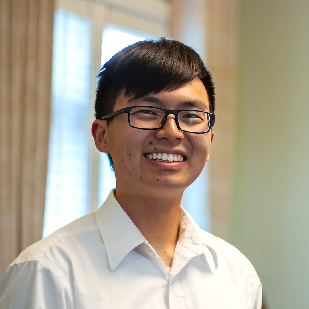 manningcics's tweet photo. With colleagues from @umassengin, @MajiSubhransu + PhD students Gustavo Perez, Aaron Sun and @ZezhouCheng have developed ZeoNet, a #DeepLearning framework using #ComputerVision techniques to predict the separation performance of zeolite materials. Article: https://t.co/fFSGIFoOwp https://t.co/VgADXSP6nL