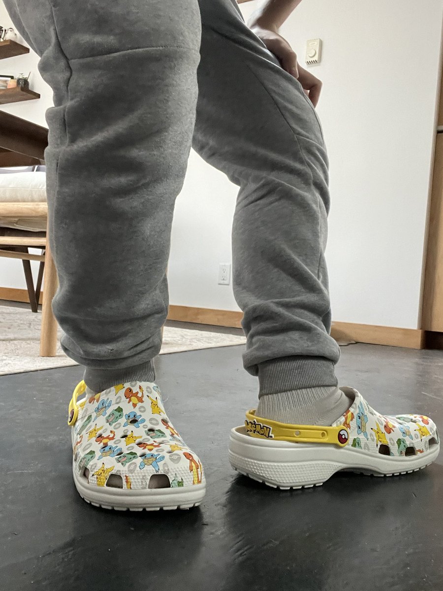 TimsSockDrawer's tweet photo. Joined the crocs gang 🐊 https://t.co/Fn5BgPPYI1