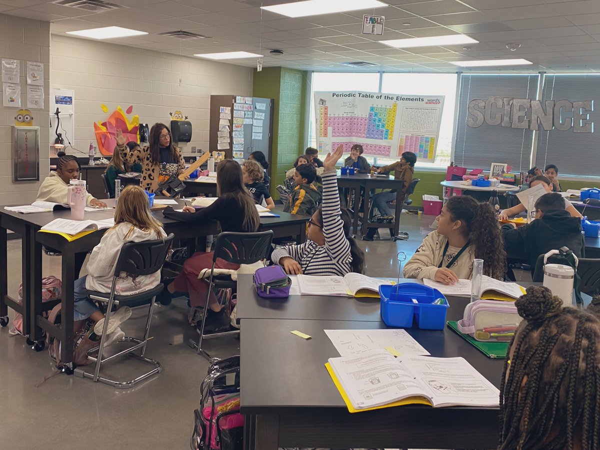 MrsGinaWang1's tweet photo. Look at our AWESOME Science teacher, Ms. Langham!! She is singing science songs to the kids and they are loving it!! The next Sprague Idol!! 
#thespragueway #spraguecubswin #cfisdscience #bestteacher https://t.co/5ZvRK8RSFu
