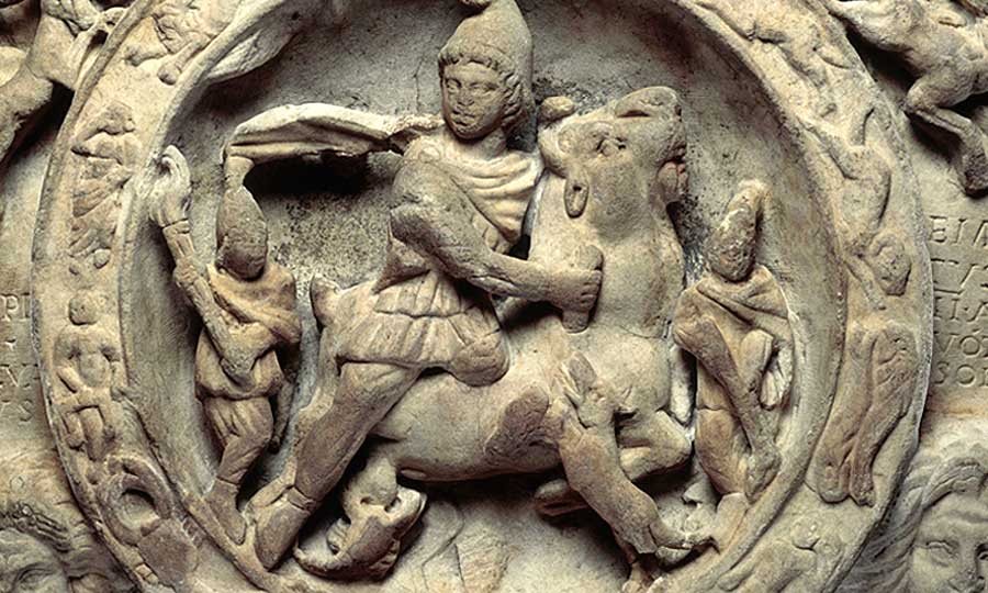 HawkeJon's tweet image. #London, Mithraic relief.
 Found close to the site later identified as a temple of #Mithras. This piece was carved for the benefit of Ulpius Silvanus, #veteran of II Augusta, who may have joined the cult at Orange (Arausio) in #Gaul
#ReliefWednesday
#Roman #History #Archaeology