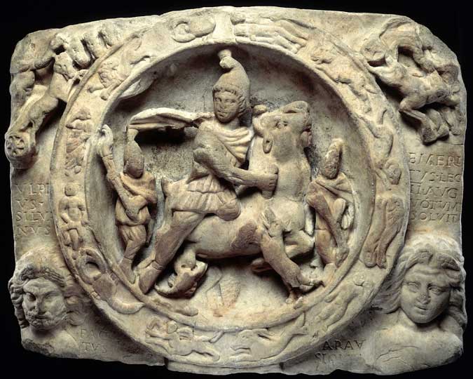 HawkeJon's tweet image. #London, Mithraic relief.
 Found close to the site later identified as a temple of #Mithras. This piece was carved for the benefit of Ulpius Silvanus, #veteran of II Augusta, who may have joined the cult at Orange (Arausio) in #Gaul
#ReliefWednesday
#Roman #History #Archaeology