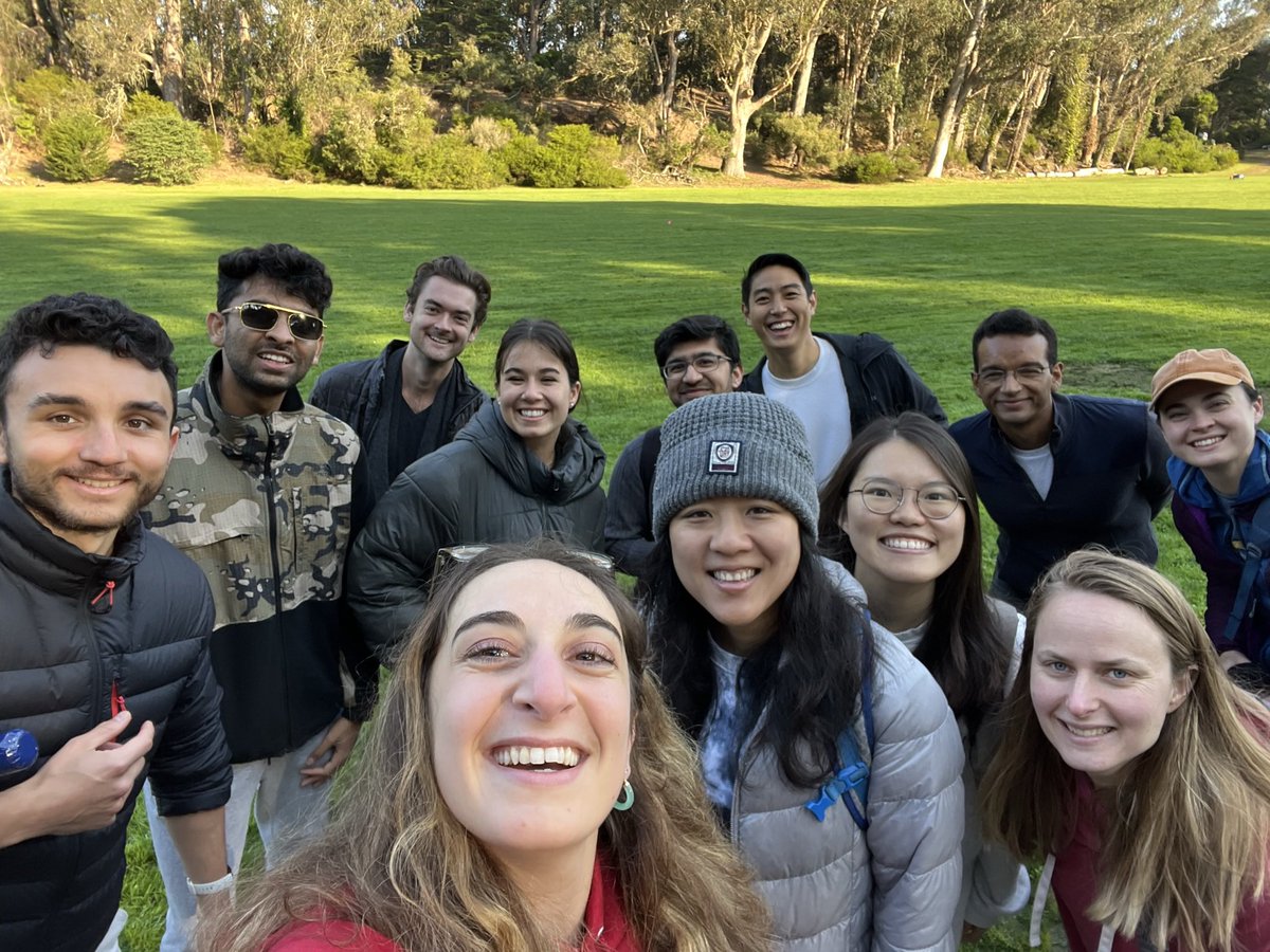 adele_bloch's tweet photo. Walk #12 COMPLETE!!! 

Valerie said “this walk is so special” (it was her first time on the walk AND she’s new to SF) 🥹

Join us: Every Saturday, 8 am, in SF! 🎉

Our topics: What is ‘home,’ the last thing you made by hand, the most beautiful tree in the world, bloating of bureaucracies, how to rediscover your passions, letting yourself be angry, intentional dating, the last time you felt cared for, what it takes to be a champion, sadness routines, ethics of shadow banning, building community in new places, revelations you had later than you would have liked, fiction vs. non-fiction, the literal and figurative masks you wear, how to learn new technical skills, what career paths to recommend to children, and MORE!