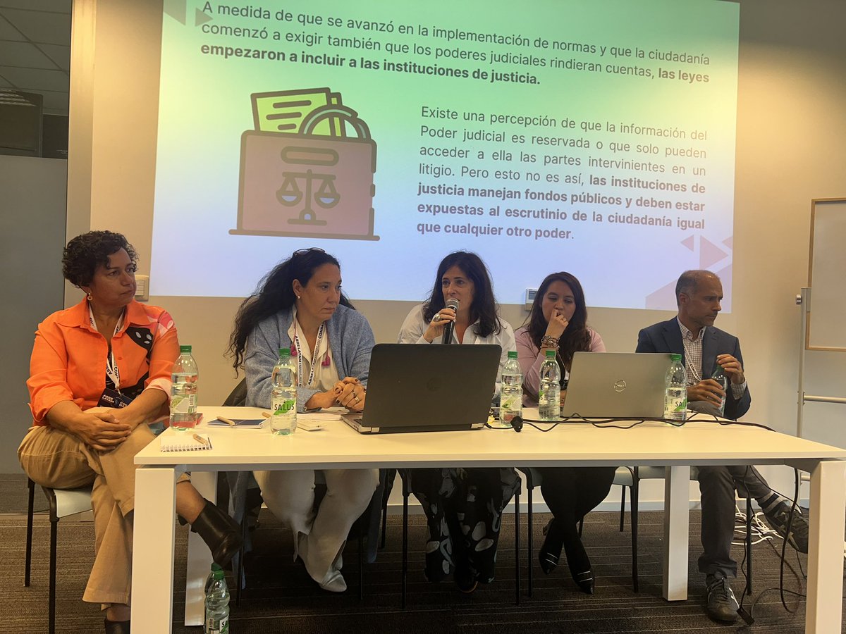 ineselvi's tweet photo. @ebraguin Coordinadora del grupo de Transparencia de @RedRija cerrando la grieta entre #TeamAIP y #TeamDatosAbiertos
➕Información
➕Datos
➕ Derechos
➕Calidad democrática https://t.co/JCeGGBvjXk
