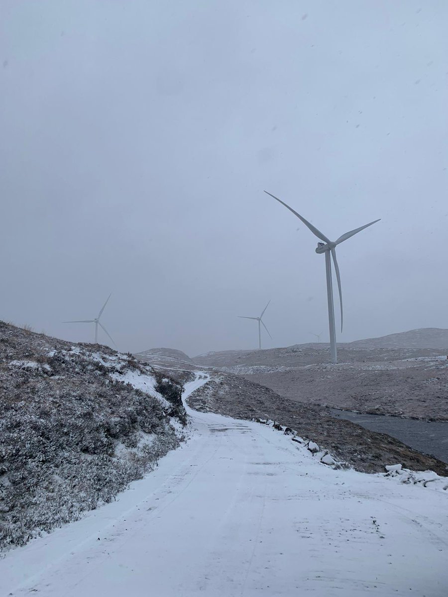 Snow is falling… all around us… 😆 

We’re maybe 54 days early with the song lyrics but the snow arrived today on a project our ecologists are working on which is located north-west of Invermoriston, Scotland in the Great Glen.

#ECoW #Snowday #ecology #windpower #Highlands