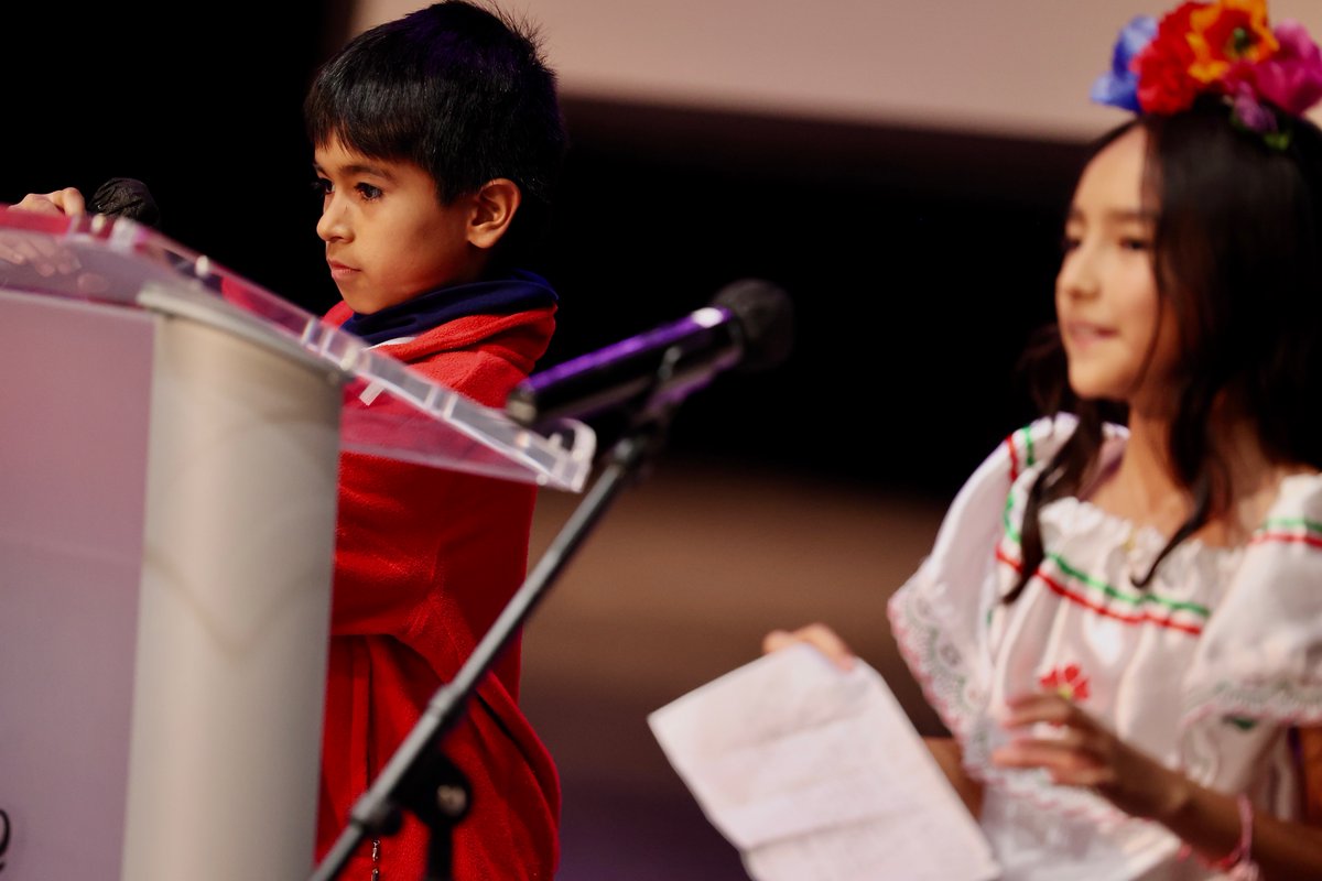 BISHouston's tweet image. Taking the lead, centre stage! Our #naeachievers are sharing the significance of Dia de los Muertos #createyourfuture #BISHouston #academicachievers #primaryassembly