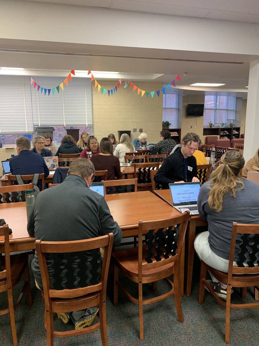 MS @SocStudiesAACPS PD today was fantastic. Amazing to be in-person and collaborate with colleagues. Thanks to many talented DCs and the IDD team for helping us pull it off!
