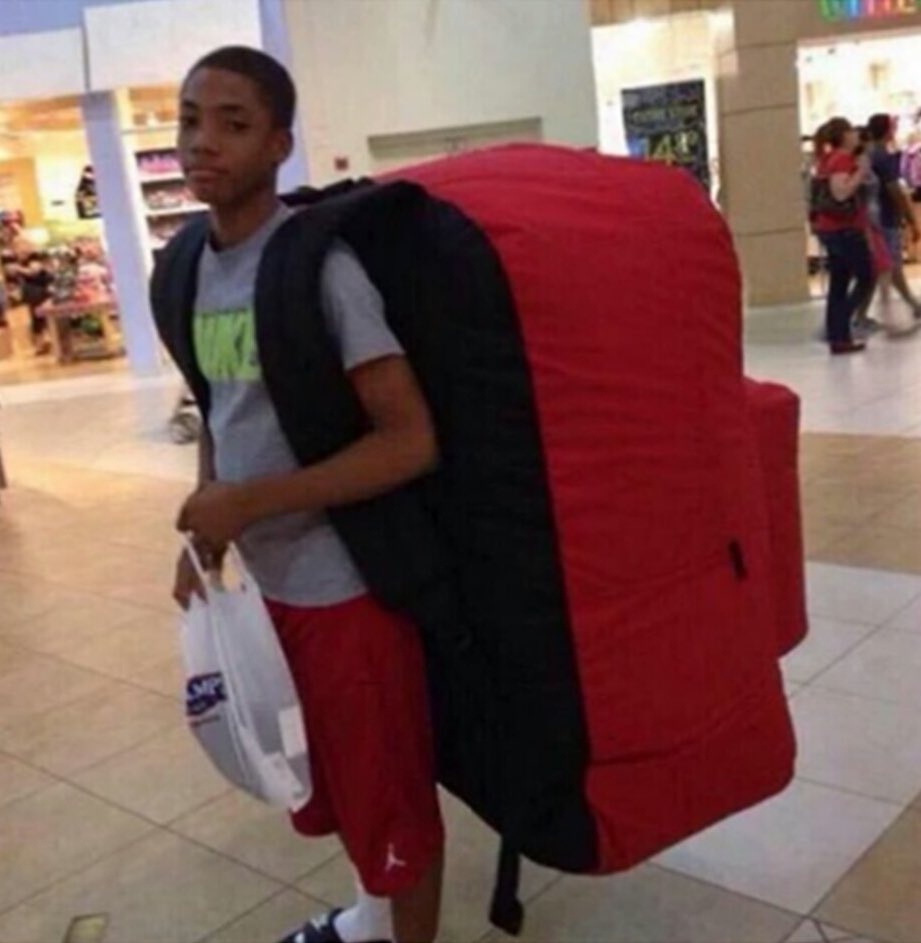 mar del plata yo te amo con todo lo que soy pero por favor decidite si va a seguir el frío polar o va a arrancar de una buena vez el calor porque no puedo andar por la vida con una campera guantes cuello térmico protector solar crocs y una malla en la mochila por las dudas