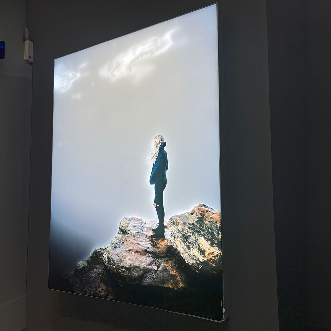 DuggalNYC's tweet image. Enhance the vividness of any visual display through light frames, casting a stunning glow.

#DuggalVisualSolutions #lightframes #nyc #art