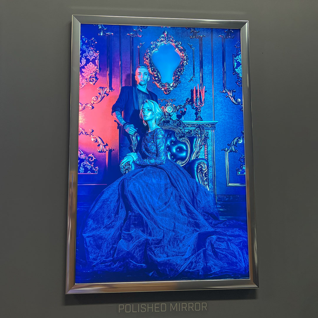 DuggalNYC's tweet image. Enhance the vividness of any visual display through light frames, casting a stunning glow.

#DuggalVisualSolutions #lightframes #nyc #art