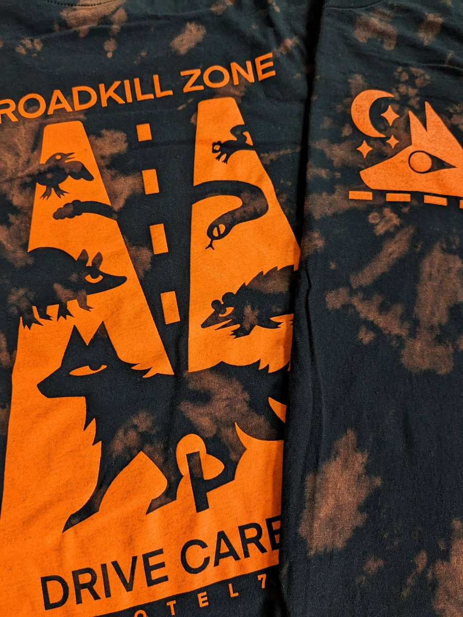 MOTEL777_'s tweet photo. halloween may be over, but I've got some spooky-looking tees dropping this friday 🎃 https://t.co/KUITp25luG