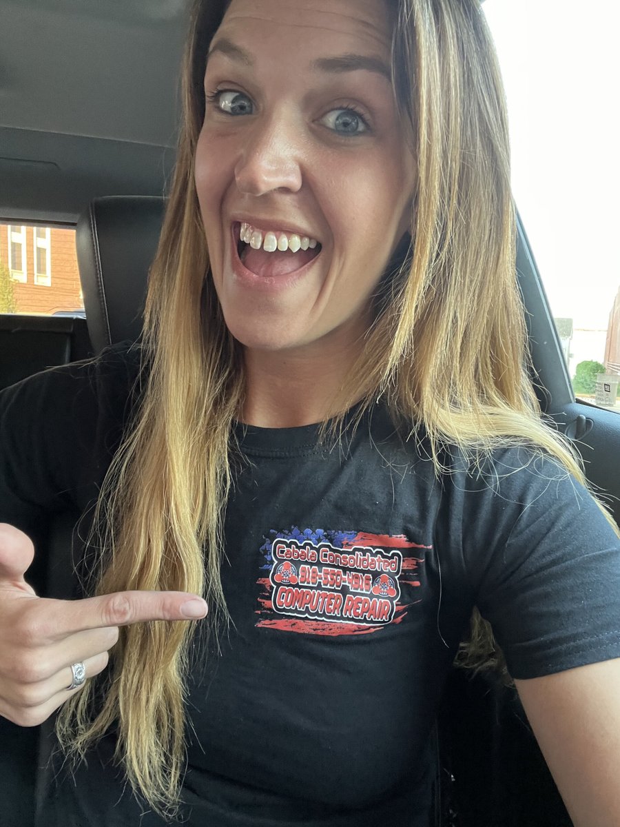PCREPAIROK's tweet photo. Send in pictures rocking our gear, we love it! #cabalaconsolidated #computerguys #ourfansrock https://t.co/itEzpcTDHA