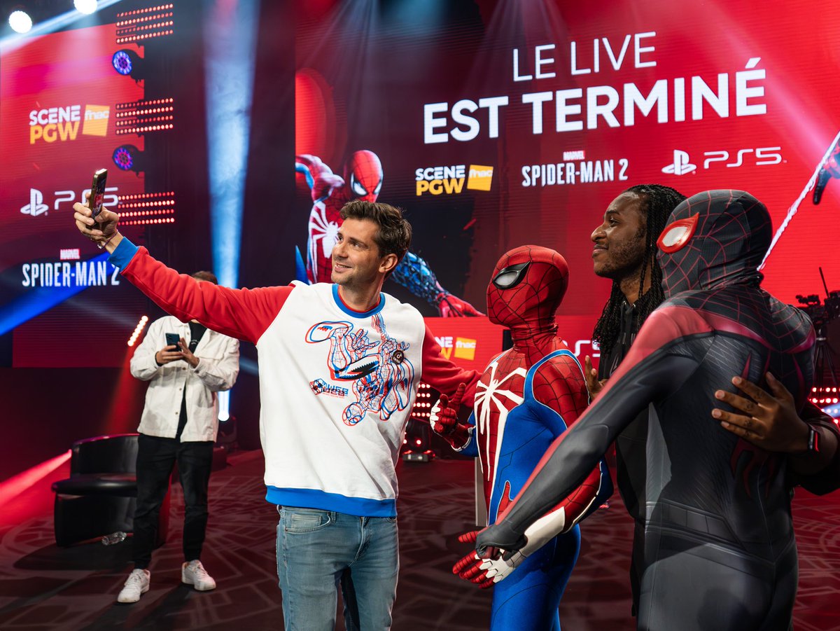 🎮 PARIS GAMES WEEK 2023

Quelle première journée avec vous ! 🫶

On vous fait gagner 2 places pour la #PGW2023
🔃 RT &amp; Follow <a href="/Fnac/">Fnac</a>
 
 #FnacPGW