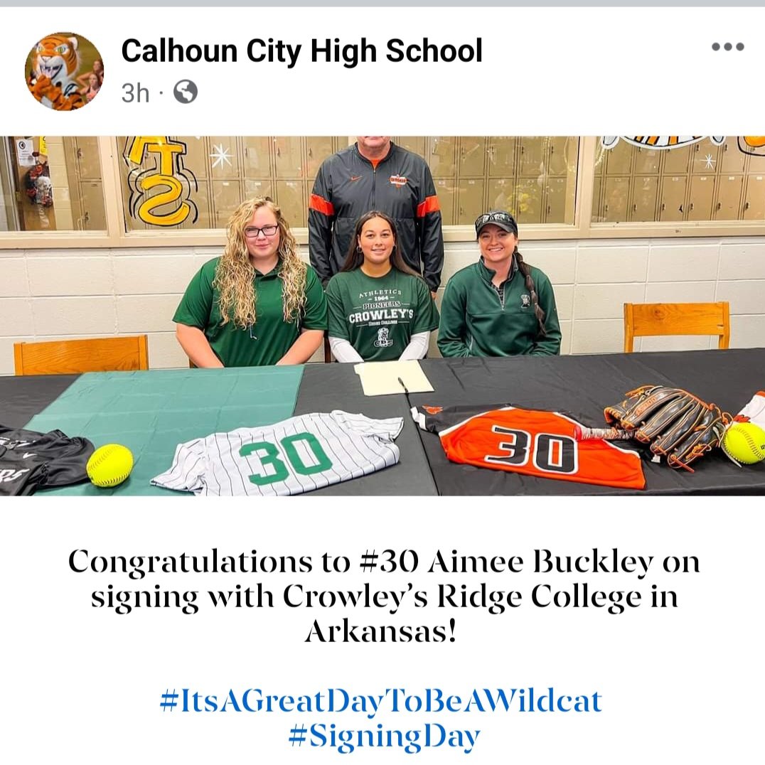 18uExpress's tweet photo. Congratulations to our own Aimee Buckley she signed to play softball at 
Crowley's Ridge College. Future is bright for you #30 https://t.co/6qypyH2fUZ