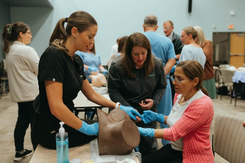 jamie_walker2's tweet photo. Did you know that Laborie offers hands-on simulation Kiwi vacuum workshops across the globe to physicians in all stages of practice? PM me if you would like more information on how to book a workshop for your facility!

#vacuumassisteddelivery #instrumentaldelivery #kiwivacuum https://t.co/7WoRaieRID