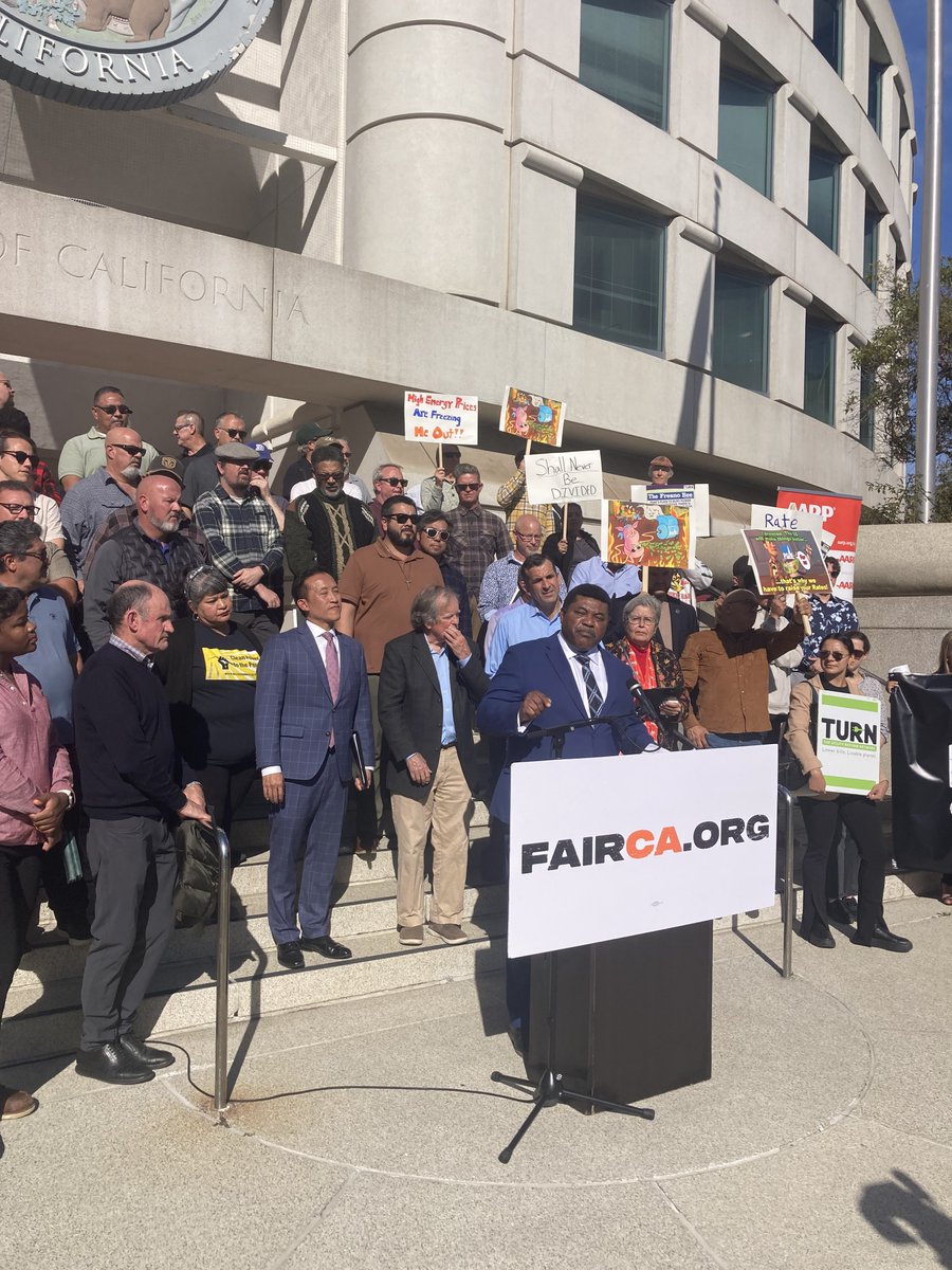.<a href="/PGE4Me/">Pacific Gas & Electric</a>: Millions to CEO bonuses, expensive ads, and lobbyists- and blowing smoke (and fire) to our communities. 

We joined with <a href="/UtilityReform/">TURN—The Utility Reform Network</a>,  <a href="/californiafair/">FAIR California</a> &amp; more today to demand <a href="/CAgovernor/">Governor Gavin Newsom</a> &amp; <a href="/californiapuc/">California PUC</a> reject PG&amp;E's reckless rates! 

Tell regulators: #CancelPGE!
