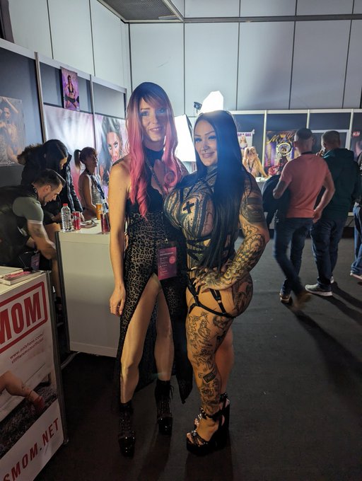 Lady JanaLogan PROMO Acc’s pics and videos