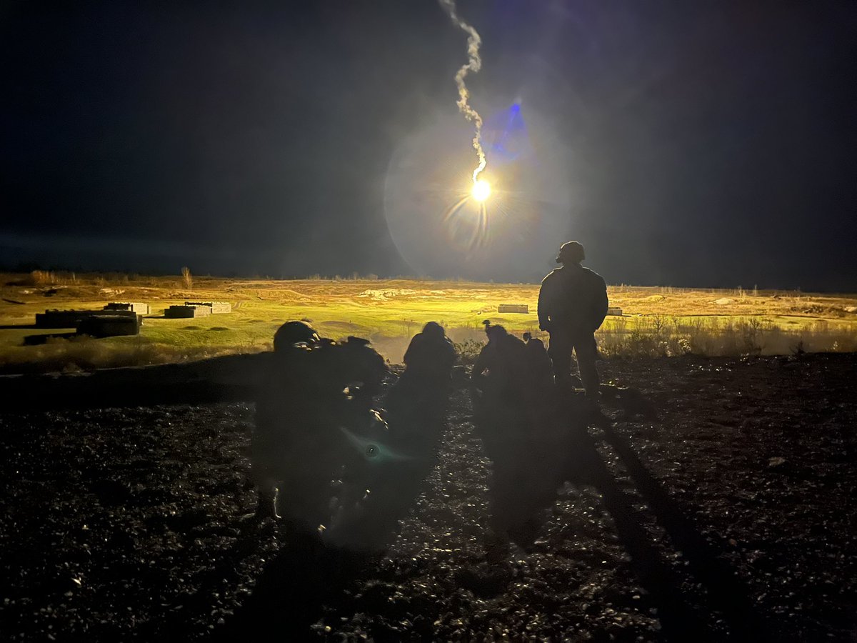 A Co, 1st Battalion, 87th Infantry Regiment mortar section getting after it with night live fire operations during Warrior Peak. #FindAWayOrMakeOne #ClimbToGlory @10MTNDIV @FORSCOM @18airbornecorps