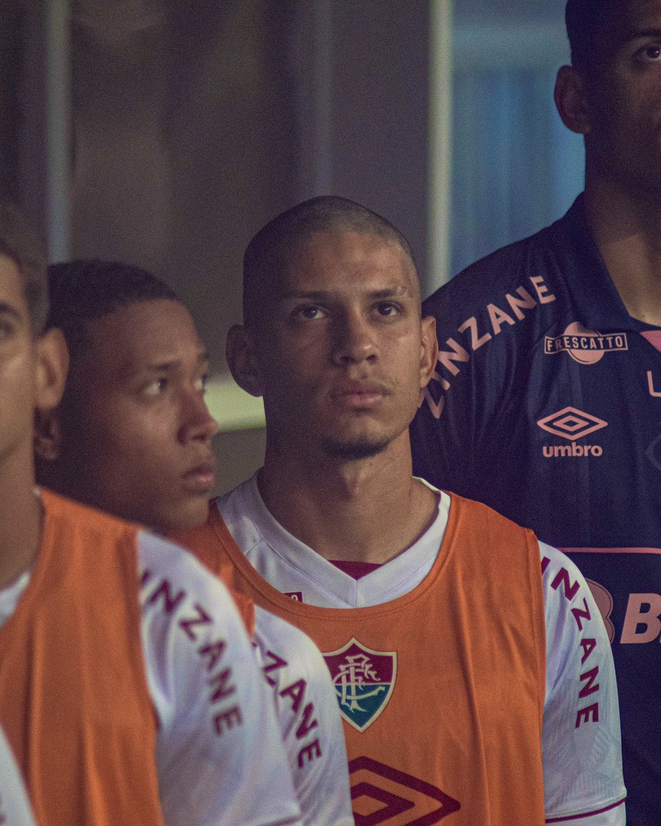 THzin_04's tweet photo. Desfrutando de cada momento. Obrigado meu DEUS 🙏🏽🇭🇺💫
#42 https://t.co/6iHsJFWXFK