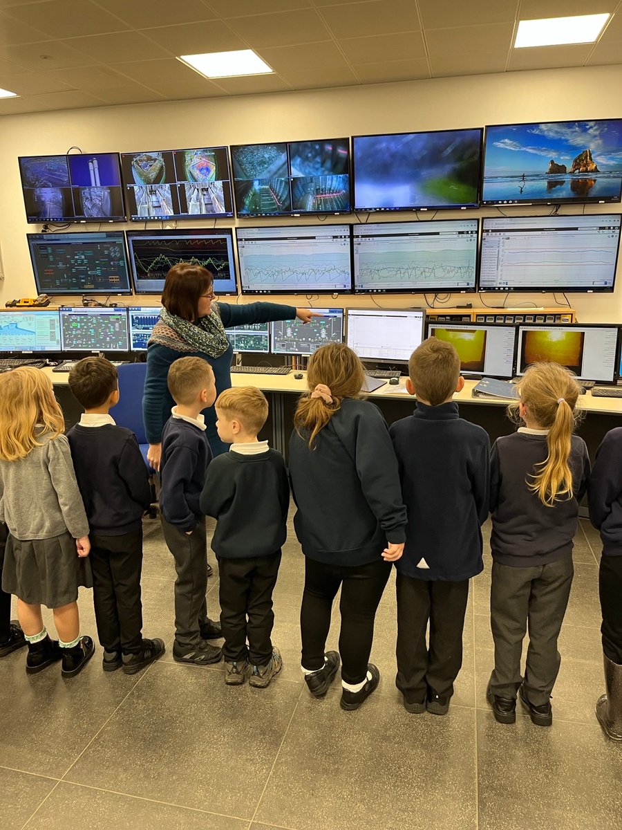 BugleSchool's tweet photo. Year 2 went on a very exciting trip today, to Cornwall Energy Recovery Centre! In science we have been learning about 'Everyday materials', so we used this opportunity to learn more about the recycling process and where waste materials go. https://t.co/A7DWQEnu1V