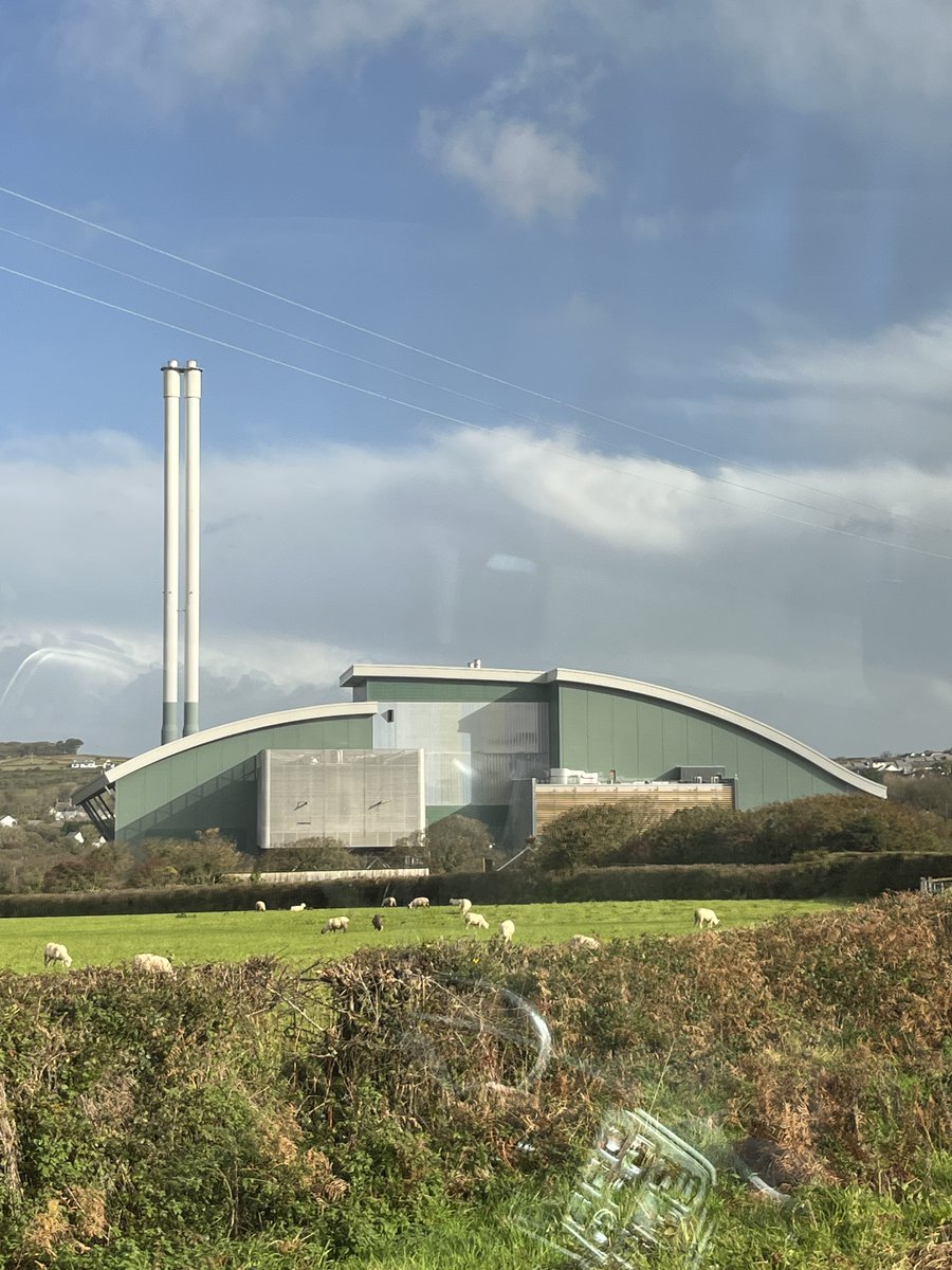BugleSchool's tweet photo. Year 2 went on a very exciting trip today, to Cornwall Energy Recovery Centre! In science we have been learning about 'Everyday materials', so we used this opportunity to learn more about the recycling process and where waste materials go. https://t.co/A7DWQEnu1V