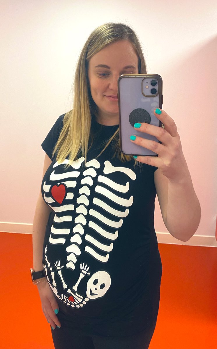 MrsWill_CPS's tweet photo. My favourite Halloween costume yet 🥰🎃 🩻 https://t.co/WEq6gG7qLy