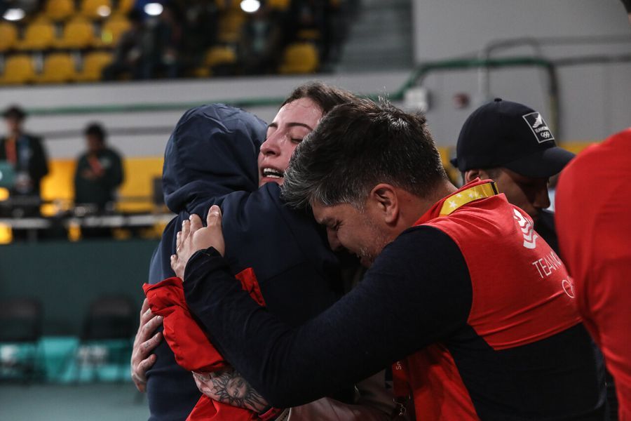 🗣 El sentido mensaje de Analía Fernández, bronce en esgrima: “Es súper difícil ser mamá deportista en Chile, se te cierran todas las puertas” lt.cl/hhvmg1