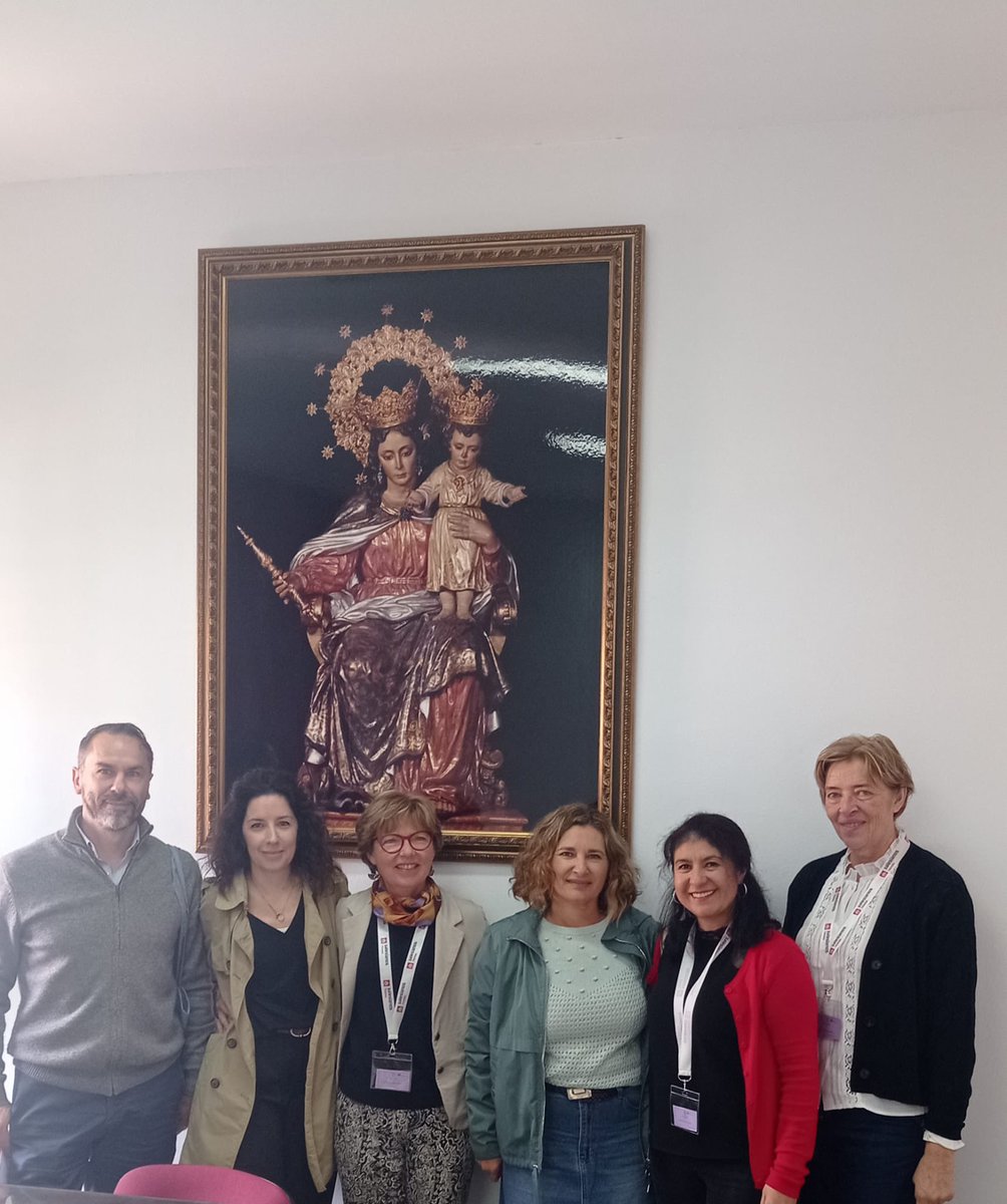 Franortsi's tweet photo. Job Shadowing. Une belle expérience humaine et professionnelle pour l’équipe Erasmus + de l’Institution Sainte-Clotilde (Strasbourg) à Séville. Un programme de formation complet organisé par nos partenaires du Lycée Salesiano San Pedro  et des échanges très riches. https://t.co/3x55cvRse9