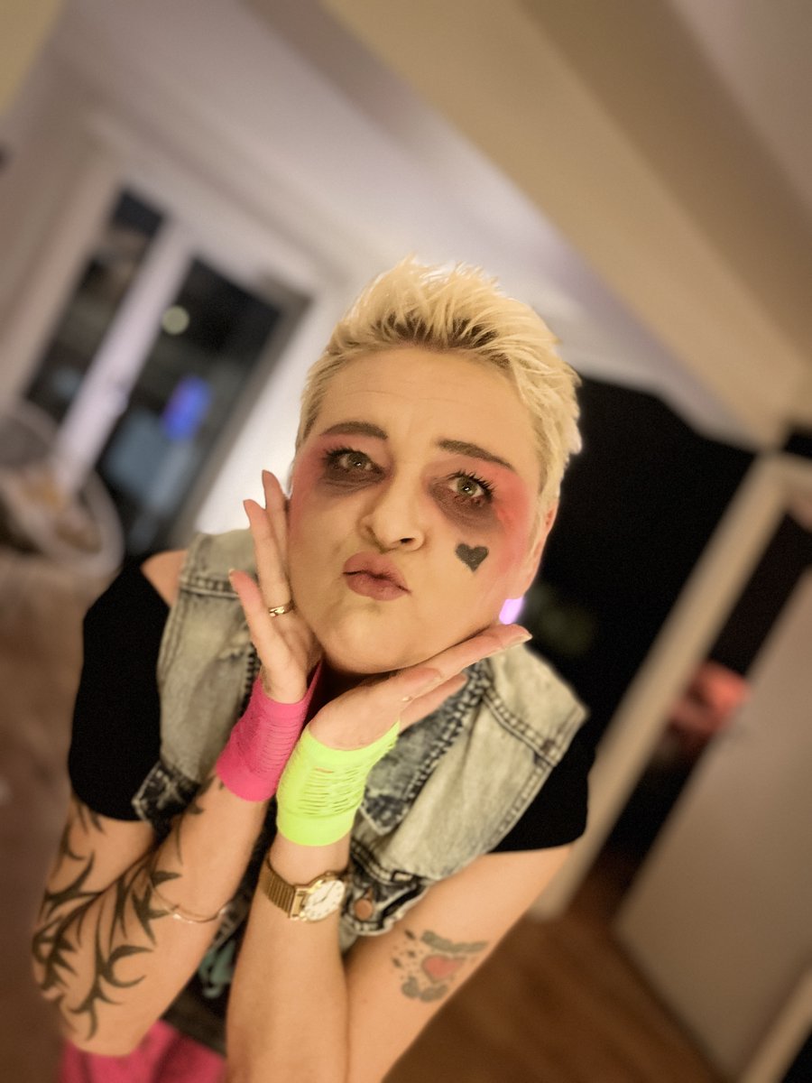 Candyshot99Hot's tweet photo. #OnlyFansPromo #AdultContent #ContentCreator #NSFW #PremiumContent #ExclusiveContent #VIP #FollowMeCheck
See you next year😍 I am to find in my BIO.  Take care https://t.co/Oq6DFOO9Ox