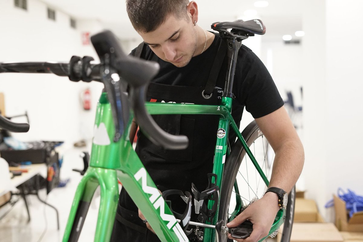 Avituallamiento Ciclista tweet media