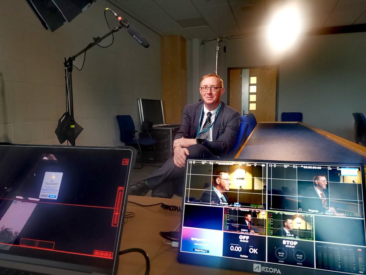 Thank you <a href="/springpod/">Springpod</a> for coming to <a href="/UniofBradford/">University of Bradford</a> to film our subject spotlight on Modern Slavery &amp; County Lines, with colleagues in Criminology <a href="/DeptSocCrimBrad/">Department of Sociology and Criminology</a> and Forensics <a href="/BradArcForensic/">Bradford Archaeology and Forensics</a>

You will be able to find the film on their website soon! springpod.com